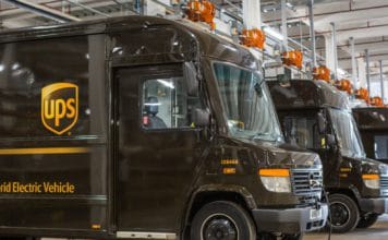 Camion livraison hybride UPS