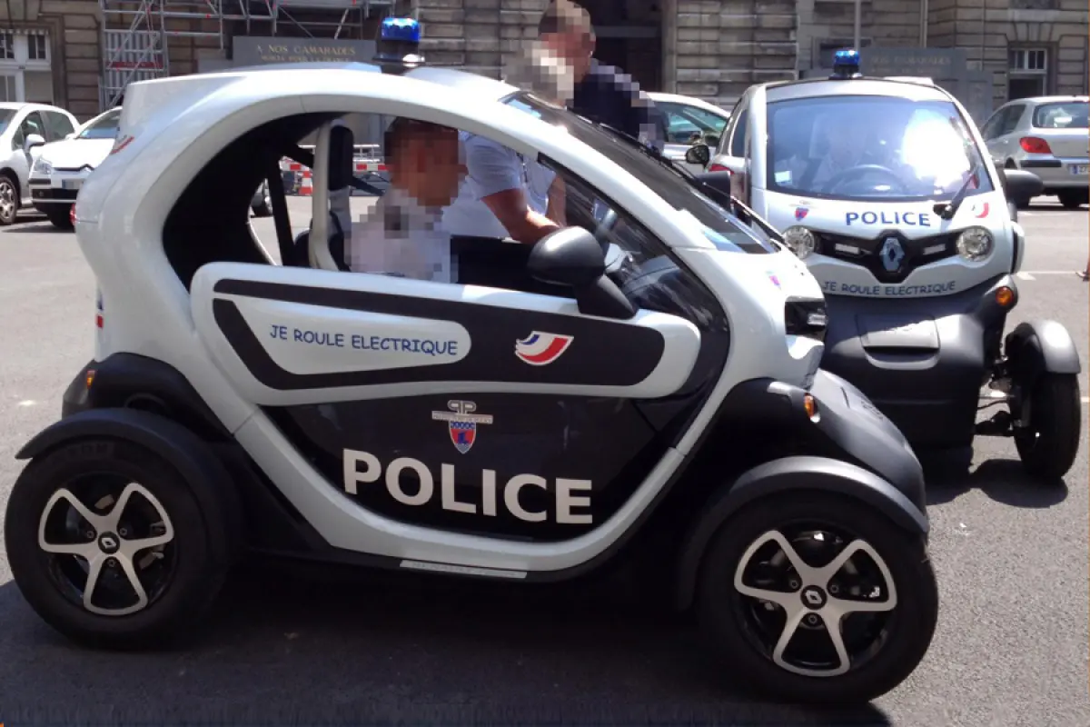 Renault Twizy Police